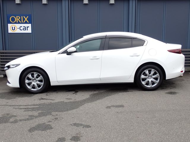 MAZDA3 SEDAN