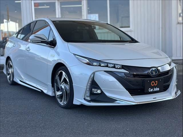 PRIUS PHV