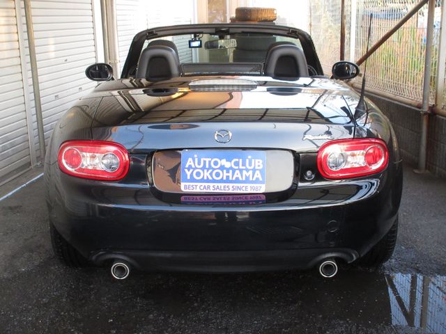 ROADSTER