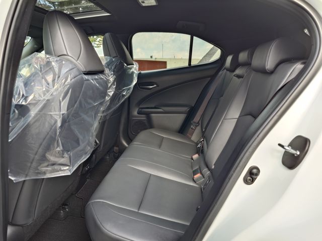 LEXUS UX250h