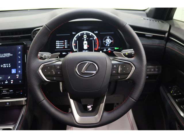 LEXUS LBX