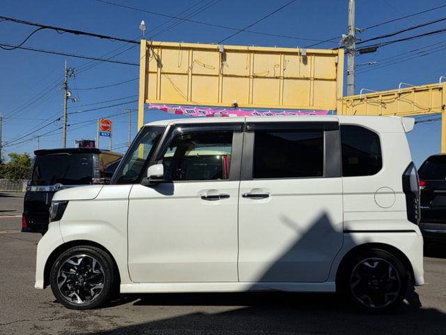 N BOX CUSTOM