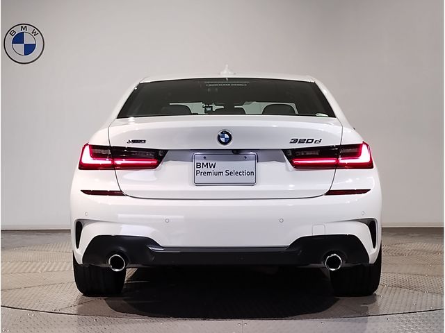 BMW 3 Series sedan