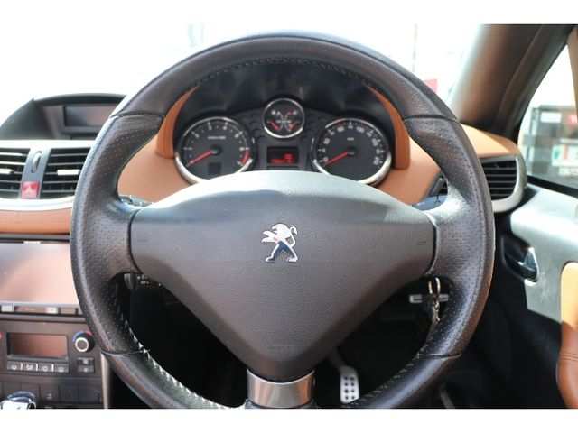 PEUGEOT 207CC