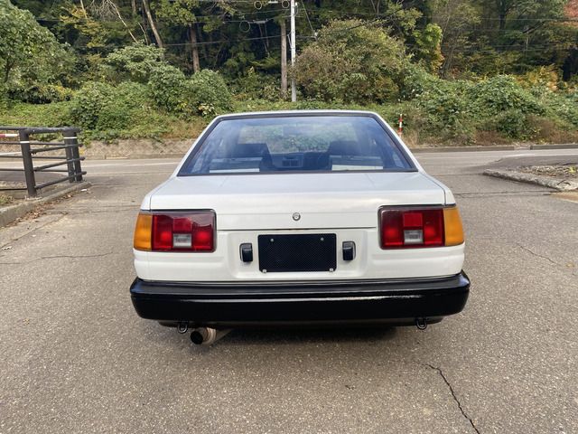 COROLLA LEVIN