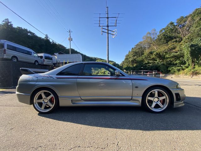 SKYLINE GT-R