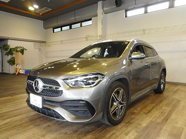 MERCEDES BENZ GLA class