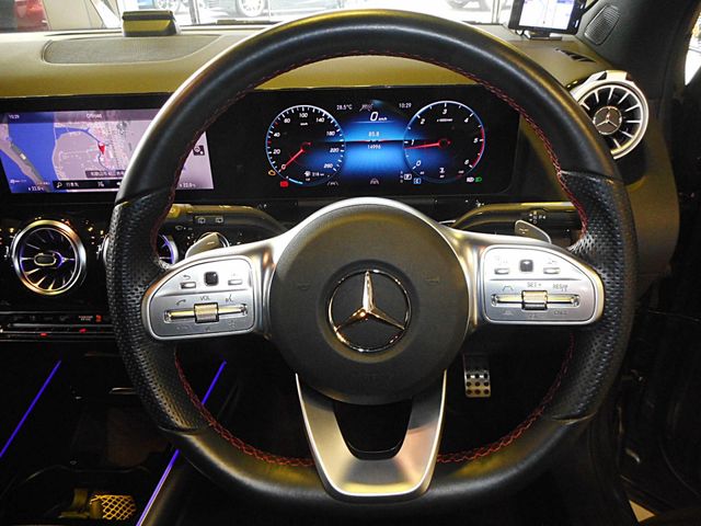 MERCEDES BENZ GLA class