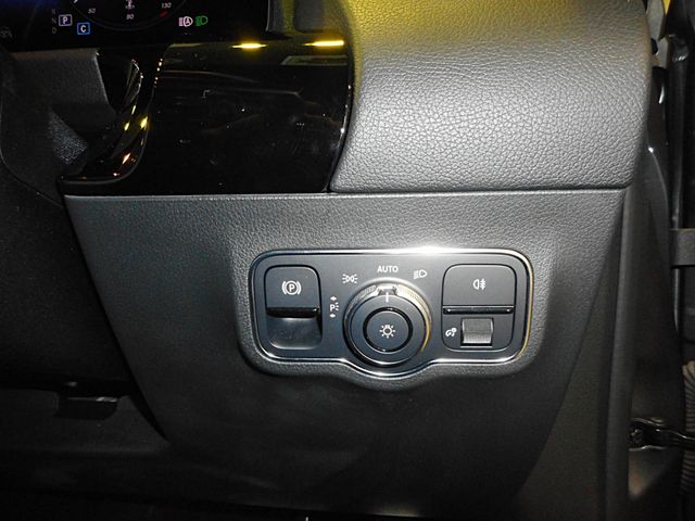 MERCEDES BENZ GLA class