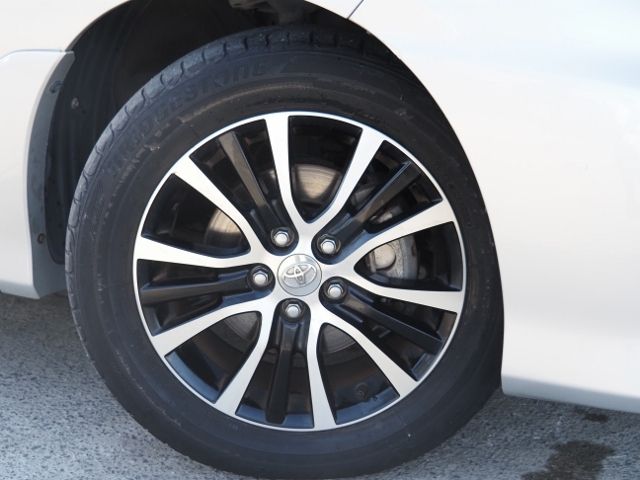 ESTIMA HYBRID 4WD