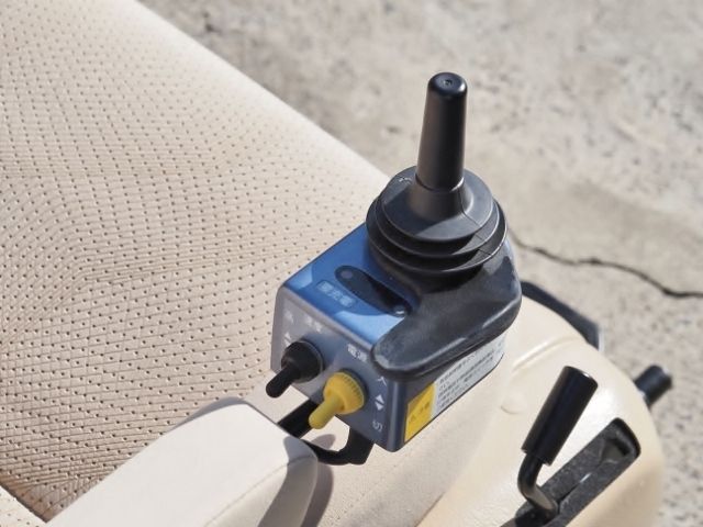 ESTIMA HYBRID 4WD
