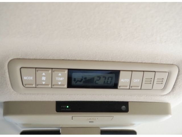 ESTIMA HYBRID 4WD