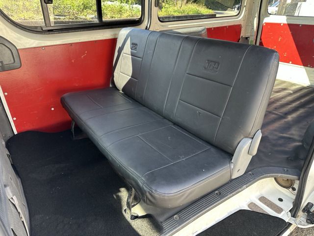 HIACE van 2WD
