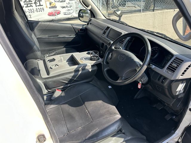 HIACE van 2WD