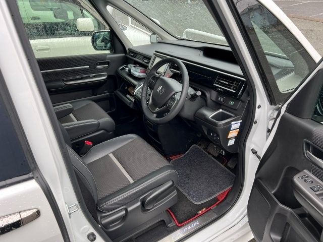 STEPWAGON SPADA 4WD