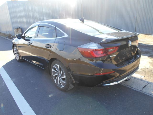 INSIGHT sedan