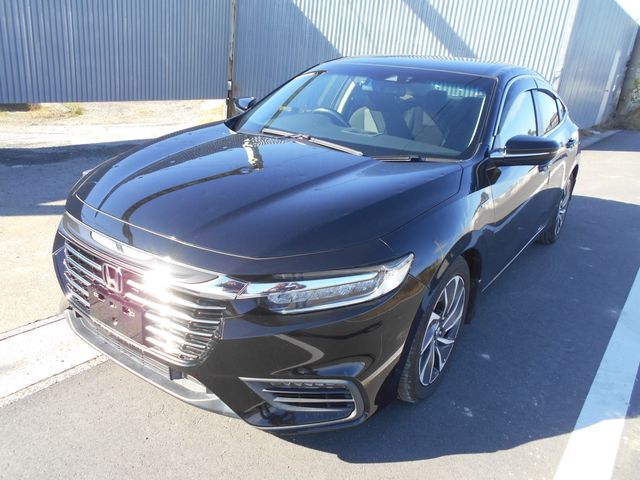 INSIGHT sedan