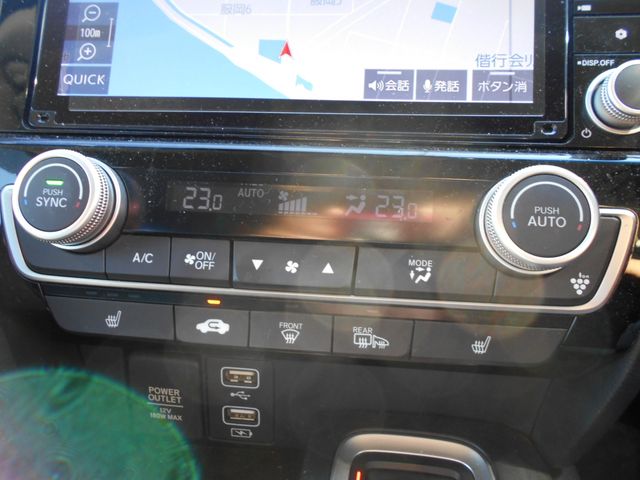 INSIGHT sedan