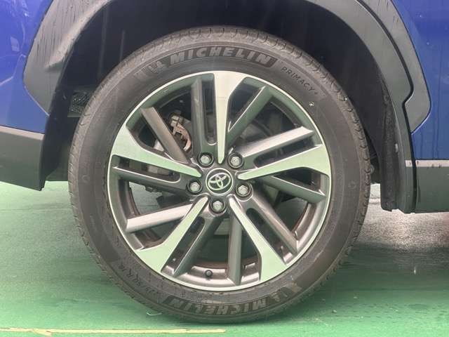 COROLLA CROSS HYBRID