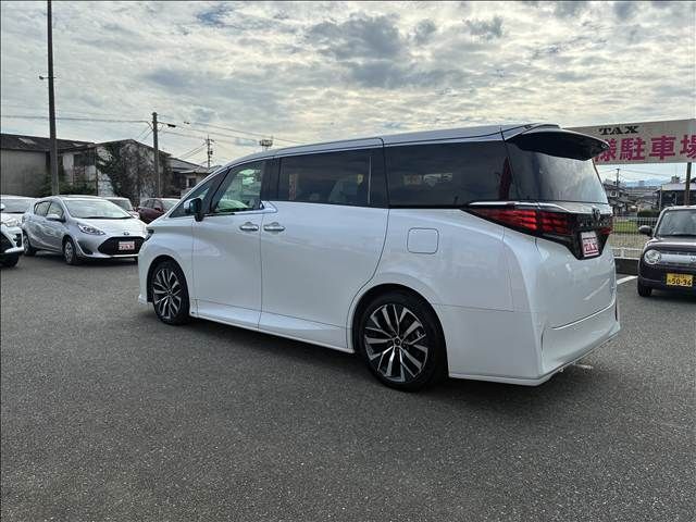 ALPHARD hybrid