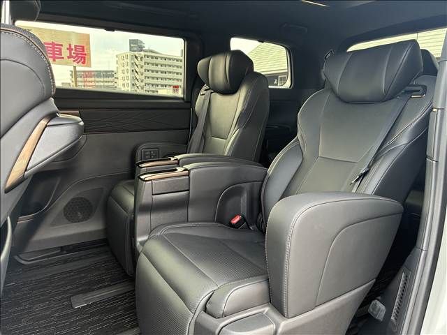 ALPHARD hybrid