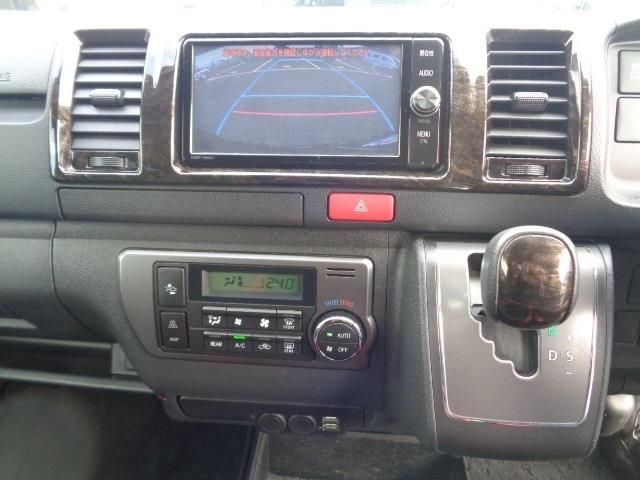 REGIUSACE van 4WD
