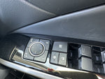 LEXUS IS200t