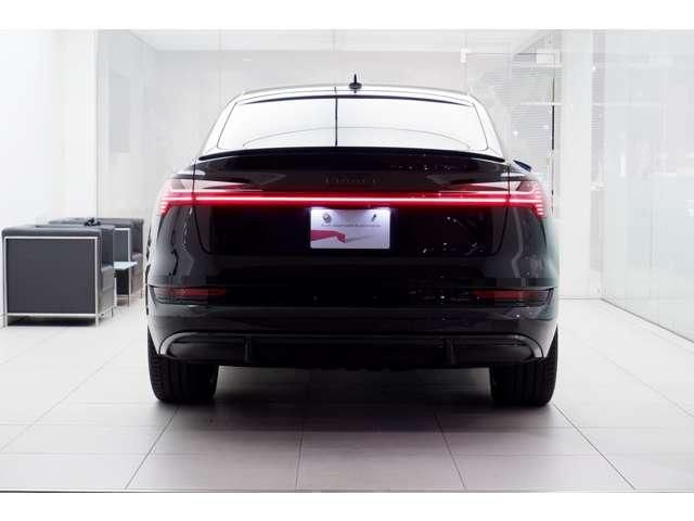 AUDI e-tron SPORTBACK