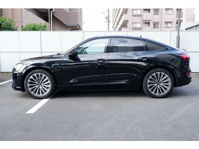 AUDI e-tron SPORTBACK