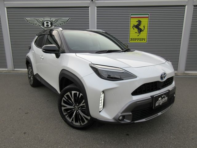 YARIS CROSS HYBRID