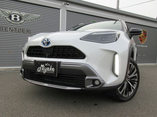 YARIS CROSS HYBRID