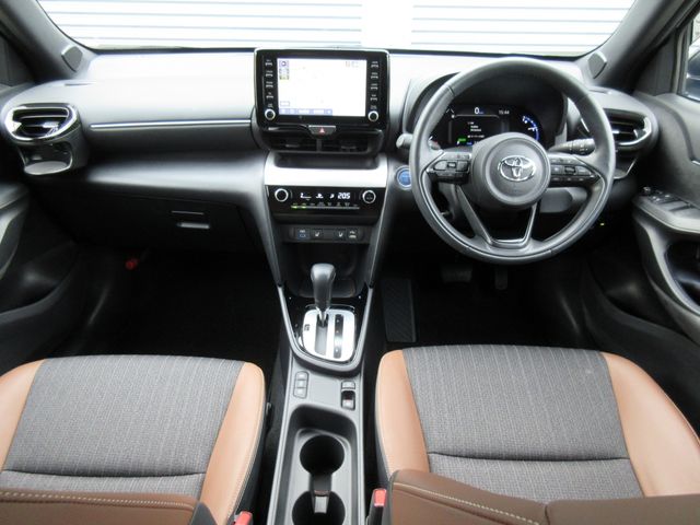 YARIS CROSS HYBRID