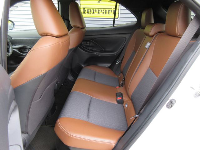 YARIS CROSS HYBRID