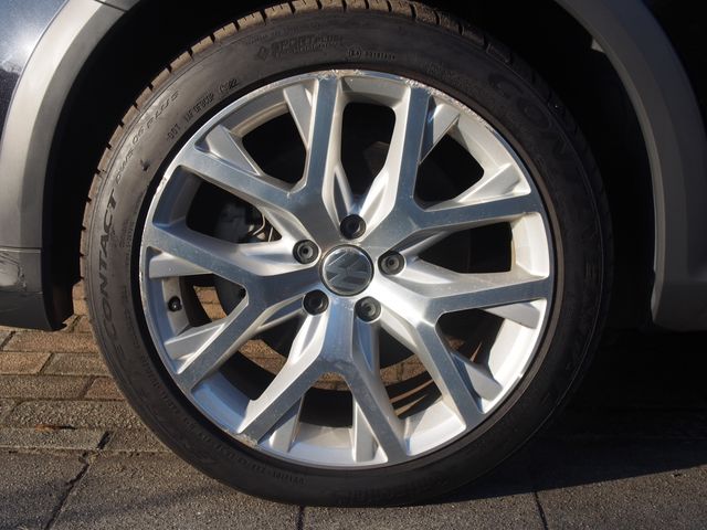 VOLKSWAGEN PASSAT Alltrack