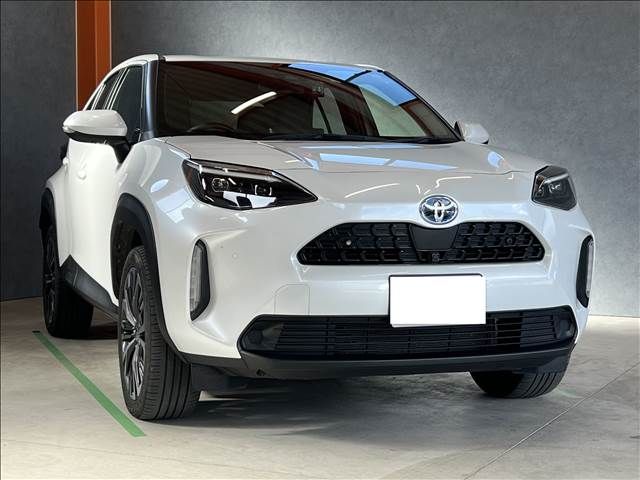 YARIS CROSS HYBRID