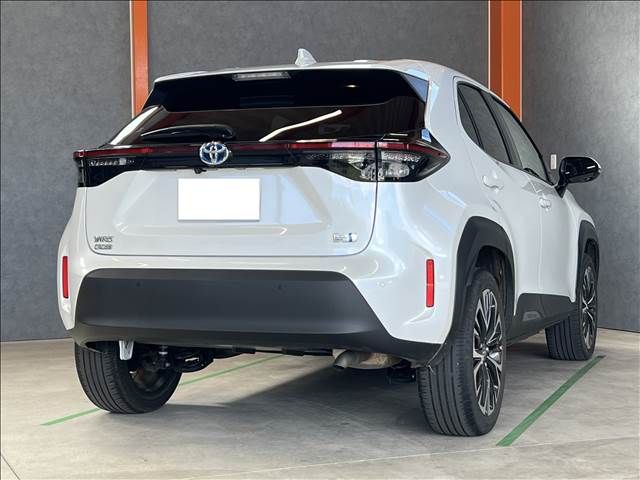 YARIS CROSS HYBRID