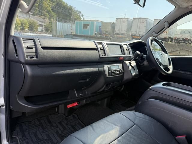 HIACE van 2WD