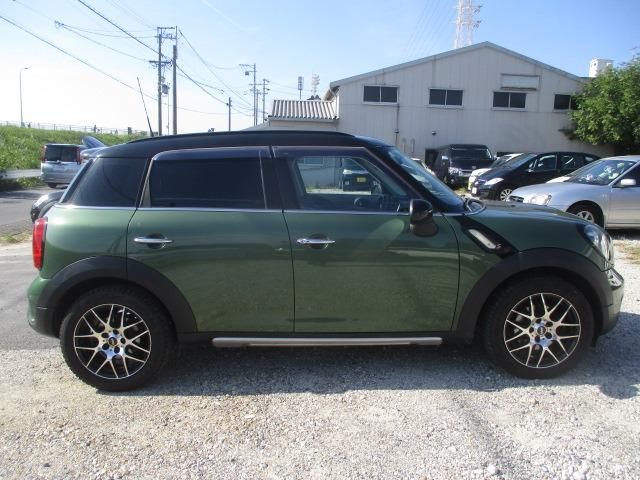 BMW MINI COOPER SD CROSSOVER