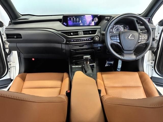 LEXUS UX200