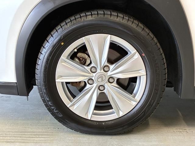 LEXUS UX200