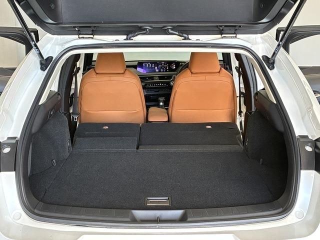 LEXUS UX200