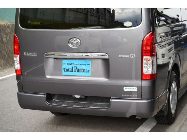 HIACE van 4WD