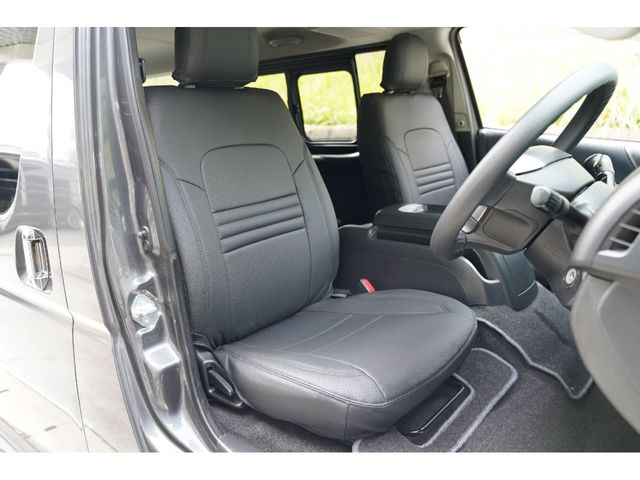 HIACE van 4WD