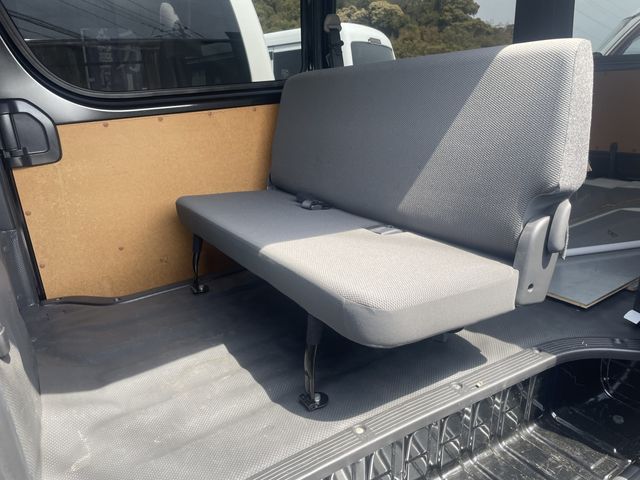 HIACE van 2WD