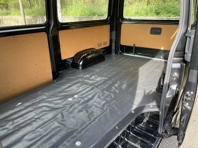 HIACE van 2WD