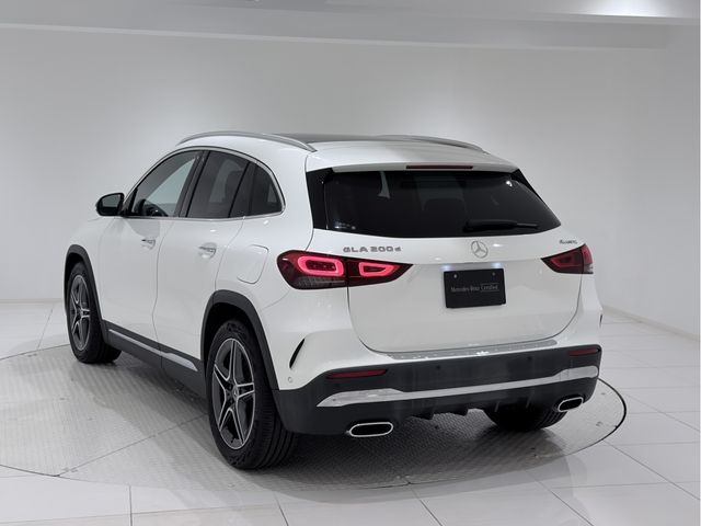 MERCEDES BENZ GLA class