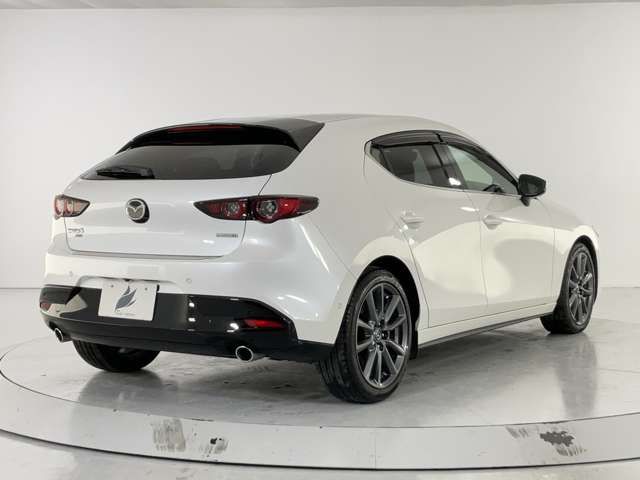 MAZDA3 FASTBACK