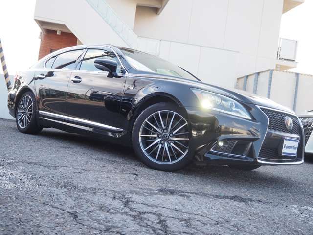 LEXUS LS600h