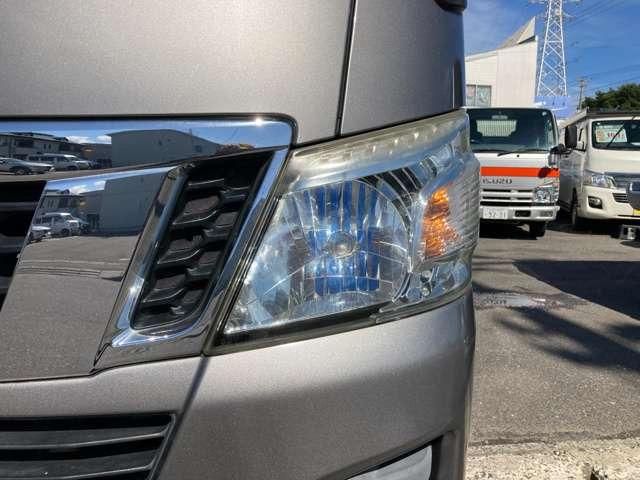 NV350 CARAVAN 4WD