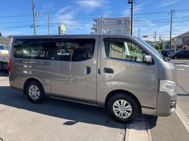 NV350 CARAVAN 4WD